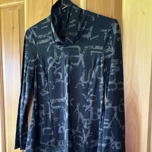Porto San Francisco Gray and black long sleeve cowl neck top Size 1